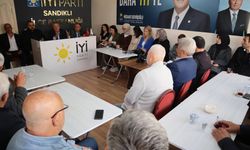 İYİ PARTİ’DE BAYRAM COŞKUSU İLÇELERDE DEVAM ETTİ