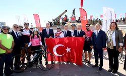 Büyük Zaferin 104. Yıl Kutlamalarında Kocatepe’de Tören Düzenlendi