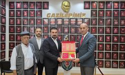 GÖREVE YENİ BAŞLAYAN BAŞKAN KAVAK’IN İLK ADRESİ ŞEHİT VE GAZİLER OLDU