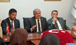 YURDUNUSEVEN MANİSA’DA SAHAYA İNDİ: “DURMADAN, YORULMADAN ÇALIŞIYORUZ!”