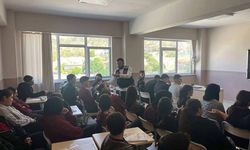 DİNAR’DA JANDARMADAN ÖĞRENCİLERE SİBER KALKAN: 206 KİŞİYE KRİTİK EĞİTİM!