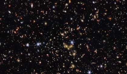 Her bir ışık, bir galaksi demek: Binlerce galaksi tek karede görüntülendi