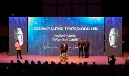 Afyonkarahisar Şehir Tiyatrosu’na Prestijli Ödül