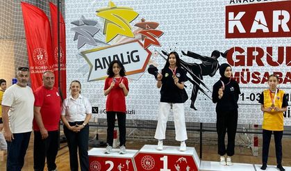 ANALİG Karate Grup Müsabakalarından Madalyalarla Döndüler