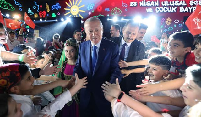 Cumhurbaşkanı Erdoğan, TRT 47. Uluslararası 23 Nisan Çocuk Şenliği’ne katıldı