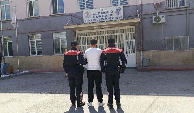 8 Yıl Hapis Cezası Olan Firari, Afyonkarahisar'da Kıskıvrak Yakalandı