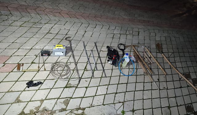 Define Avı Yaparken Yakalandılar: Jandarmadan Kaçış Girişimi Başarısız Oldu!