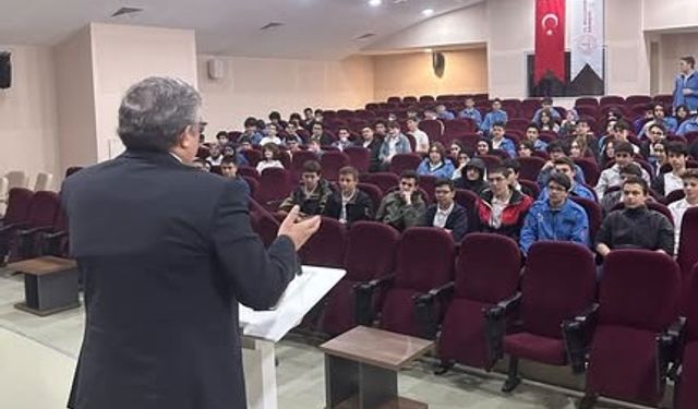 Milletvekili Yurdunuseven, Havacılık ve Uzay Teknolojileri Lisesini Ziyaret Etti