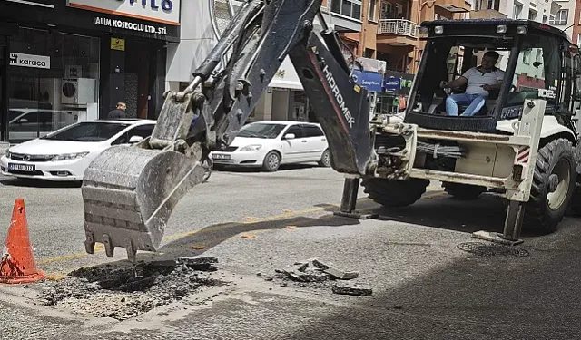 Ambaryolu Caddesi'nde Asfalt Skandalı: Vatandaşlar Köksal'a Soruyor!