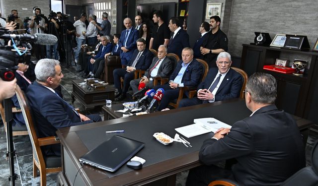 Olgun, Karabük'te Şehit Aileleri Derneği'ni ziyaret etti.