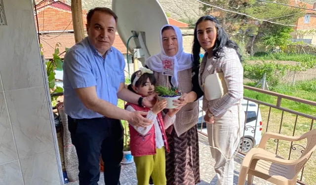 KAYMAKAM DURU, ANNELER GÜNÜNDE ŞEHİT ANNELERİMİZİ ZİYARET ETTİ