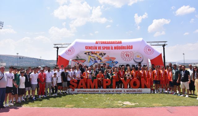 Anadolu Yıldızlar Ligi Futbol Türkiye Birinciliği Tamamlandı
