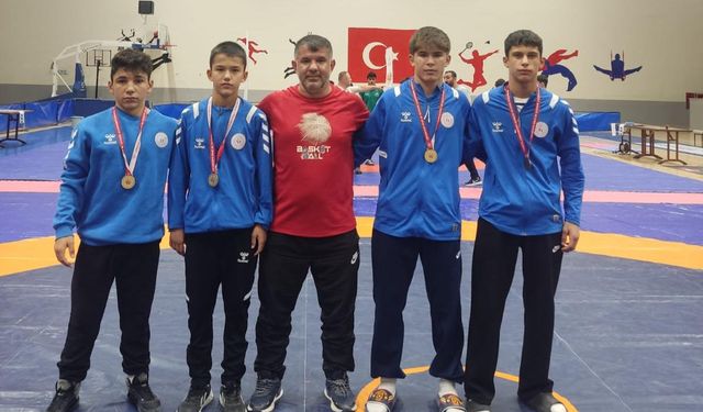 Sporcular'dan Yarı Finalde Önemli Başarı
