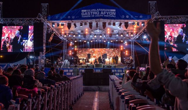 FESTİVALİMİZ EFSANE BİR FİNAL İLE SONA ERDİ.!