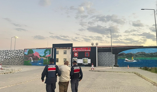 Jandarma'dan Suçlulara Geçit Yok: 37 Kişi Yakalandı.!