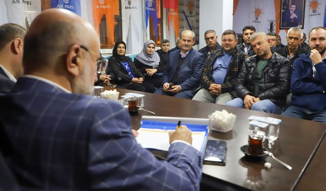 BAŞKAN ŞAHİN, ŞUHUT’TA TEŞKİLATLA BİR ARAYA GELDİ