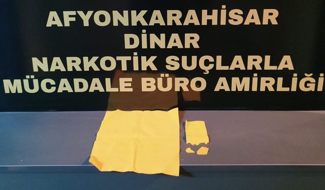 Peçeteye Emdirilmiş Uyuşturucu Ele Geçirildi: 2 Tutuklama.!