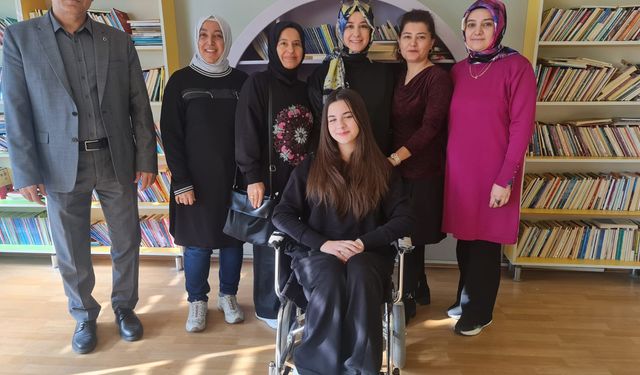 Abdurrahim Mısri Ortaokulu Öğretmenlerinden Anlamlı Davranış