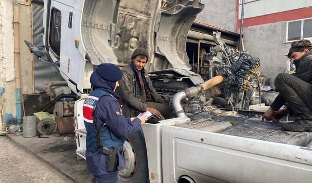 Jandarma Kadına Yönelik Şiddet ve Erken Yaşta Evlilikle Mücadele İçin Sahada