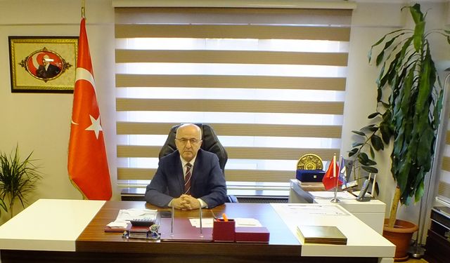 Sayar; "Öğretmenler Işığımızdır"