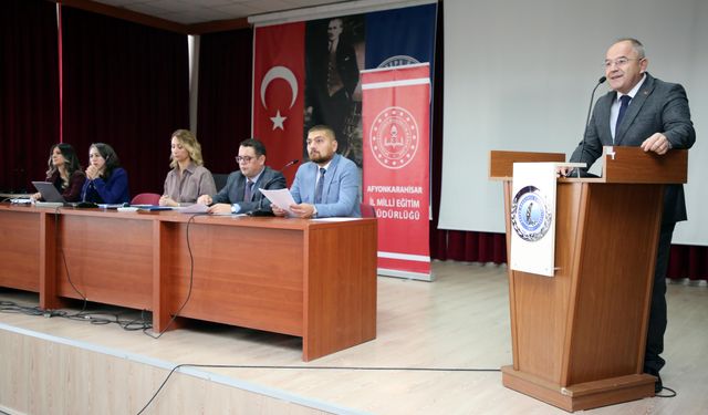 “Öğretmen Gözüyle Türkiye Yüzyılı Maarif Modeli ve Gelecek Vizyonu” Anlatıldı