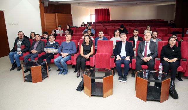 Tarih Bölümü Tarafından “Mezun Kariyer Buluşmaları” Söyleşisi Düzenlendi