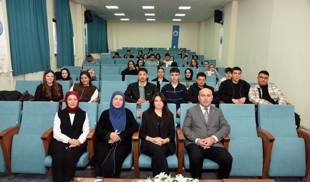 Afyon MYO’da Muhasebe Mesleğinde Kariyer Planlaması Anlatıldı