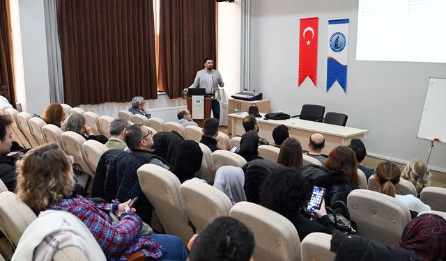 Mühendislik Fakültesinde “Girişimciler İçin Güncel Hibe Destekleri Bilgilendirme Toplantısı” Gerçekleştirildi