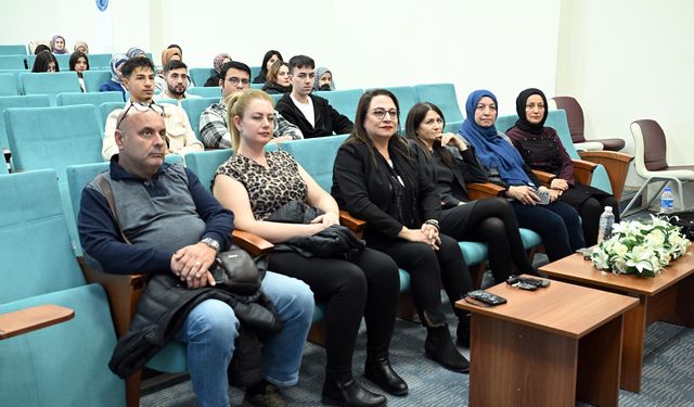 Dr. Türe, Sağlık Yönetiminde Başarıya Giden Yolu Anlattı