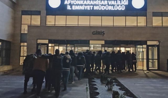 Yılbaşı Güvenlik Operasyonu: 62 Yabancı Uyruklu Şahıs Sınır Dışı Edildi