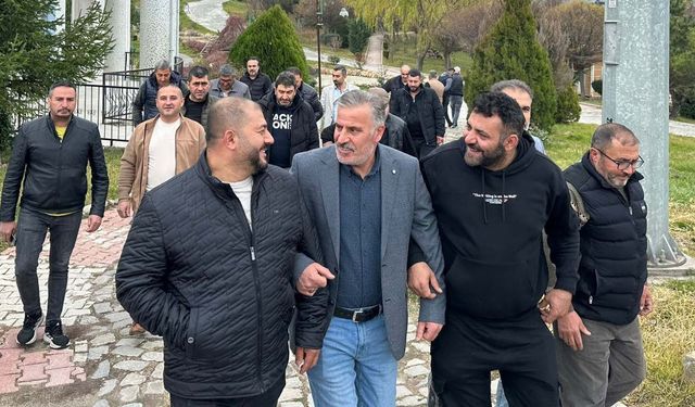 ESNAFLARDAN KUNAK’A TAM DESTEK