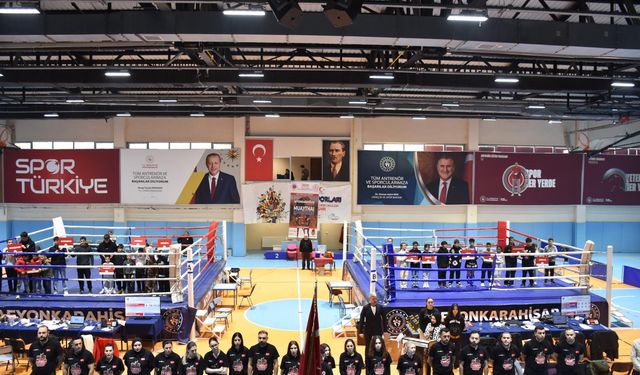 Afyonkarahisar’da İller Arası Muay Thai Müsabakaları Sona Erdi