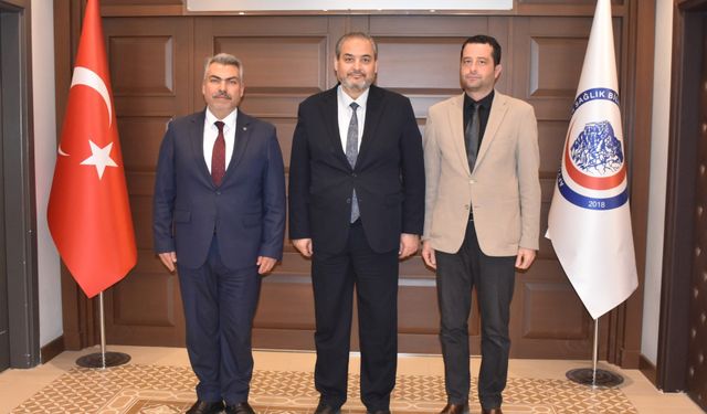 Uğur Ülgen’den AFSÜ Rektörü Prof. Dr. Adem Aslan’a Ziyaret