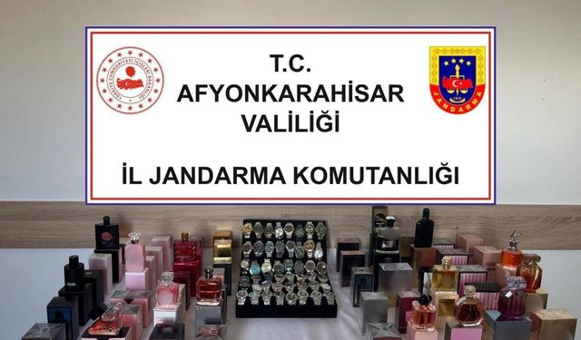 AFYONKARAHİSAR'DA KAÇAK MALLAR ELE GEÇİRİLDİ