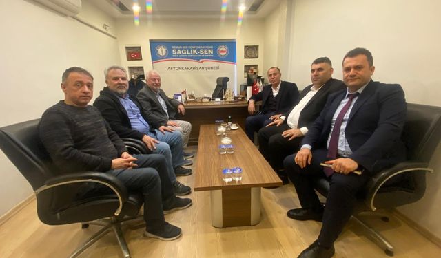 SAĞLIK-SEN: "BAŞHEKİMİMİZİ ALKIŞLIYORUZ"