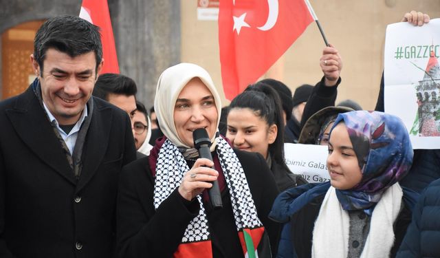 Gençlerimizle 2026’ya Merhaba Programı Paşa Camii’nde Gerçekleştirildi