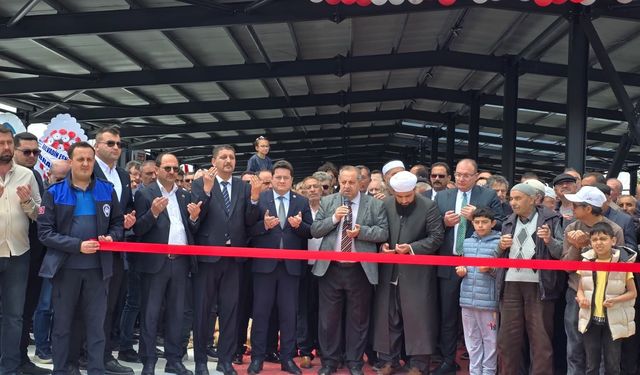 Canlı Hayvan Pazarı Dualarla Hizmete Açıldı