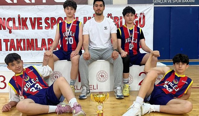 Potada Büyük Gurur: TED Afyon Koleji Türkiye İkincisi!