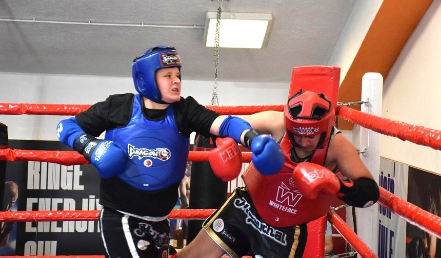 Okul Sporları Yıldızlar Muay Thai Müsabakaları tamamlandı