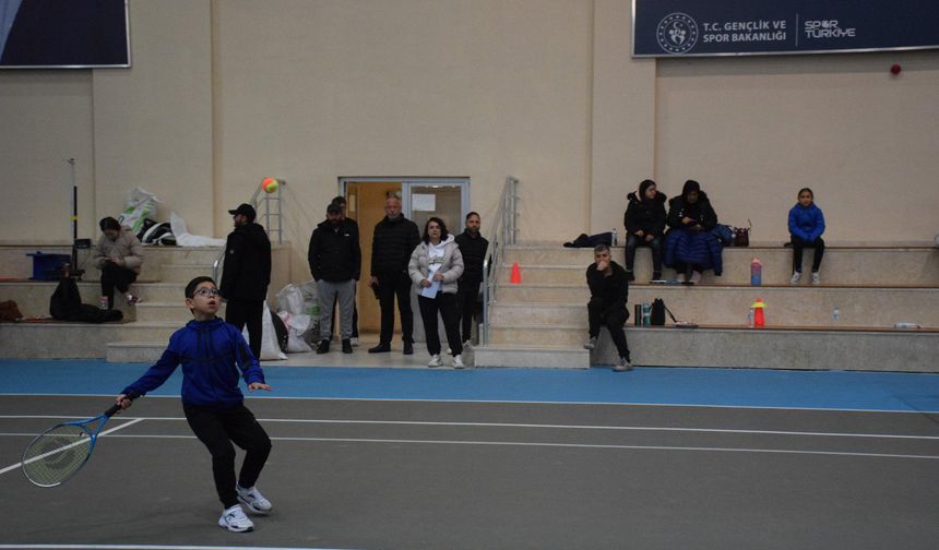 23 Nisan Ulusal Egemenlik ve Çocuk Bayramı Tenis Turnuvası Başlıyor!