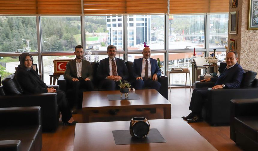 AK Parti Milletvekili Özkaya, Serteser'e Taziye Ziyareti Gerçekleştirdi