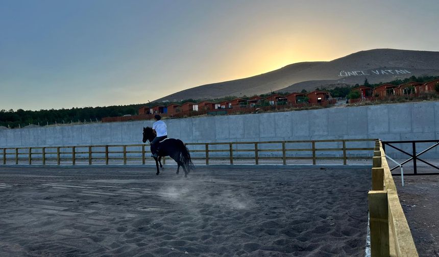 Emirdağ’a Yeni Bir Soluk Atlı Spor Kulübü Açıldı