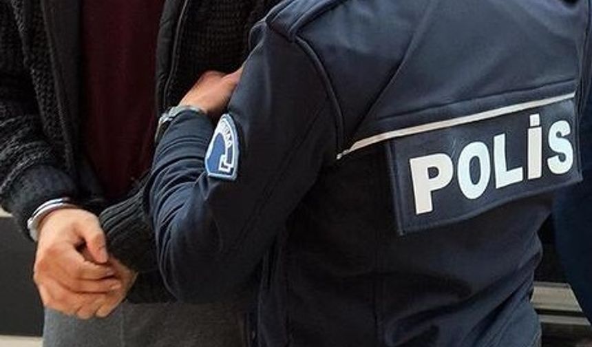 Gazeteci'den Alkollü Kaçış ve Polis'e Mukavemet.!