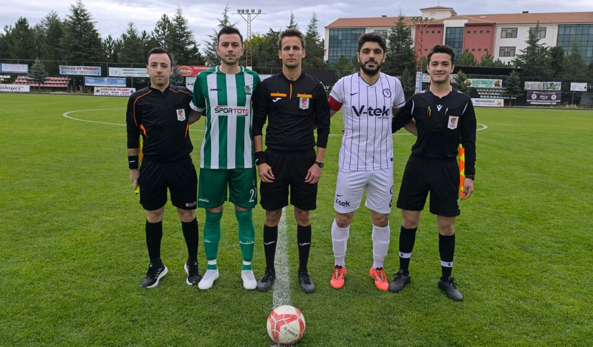 Şuhut Belediye Hisarspor  Çakır Köy Karşısında 3-2 Mağlup