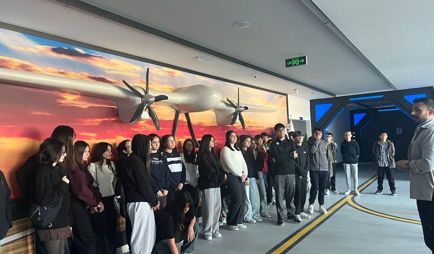 Emirdağ Belediyesi Gençlik Merkezi Öğrencileri Ankara’da Gezisinde