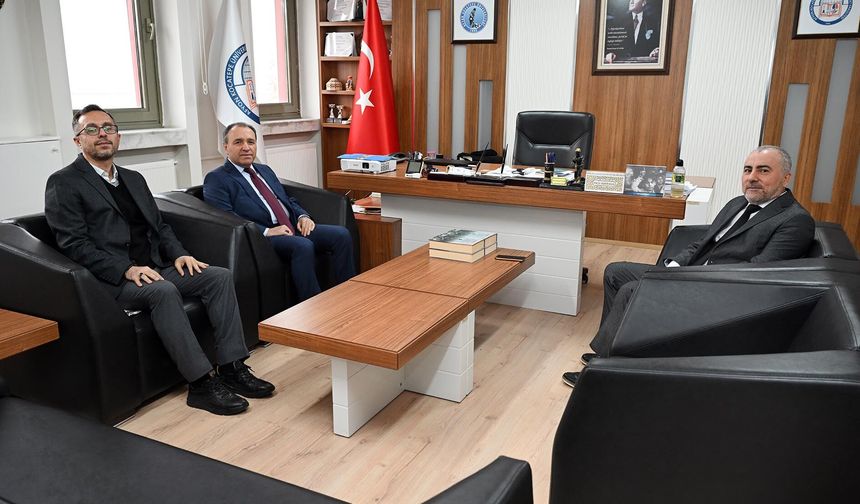 Rektör Prof. Dr. Karakaş, Sosyolojinin Dünü, Bugünü ve Geleceğini Anlattı