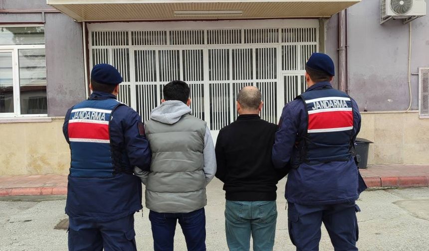 Yoğun Operasyonla 40 Şahıs Yakalandı