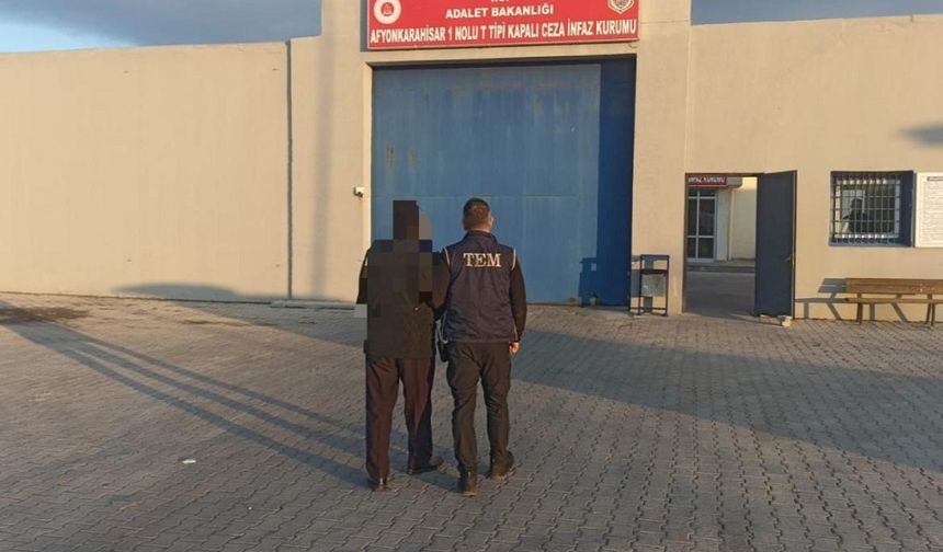 Afyonkarahisar'da FETÖ/PDY Mütevelli Yapılanmasından Aranan Şahıs Yakalandı.!