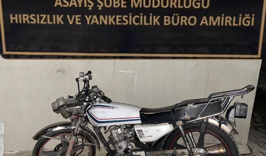 Afyonkarahisar’da Kapsamlı Güvenlik Operasyonu: 27 Şüpheli Yakalandı, Uyuşturucu ve Silahlar Ele Geçirildi