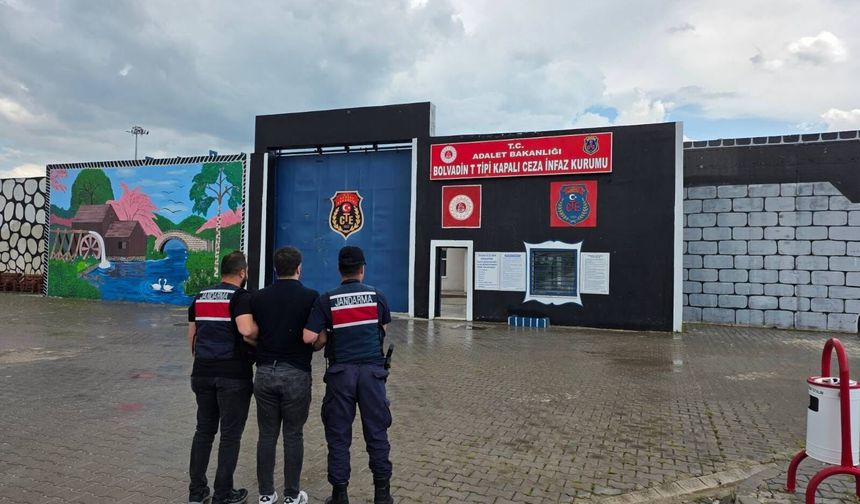 Çay’da FETÖ Hükümlüsü Jandarmadan Kaçamadı!